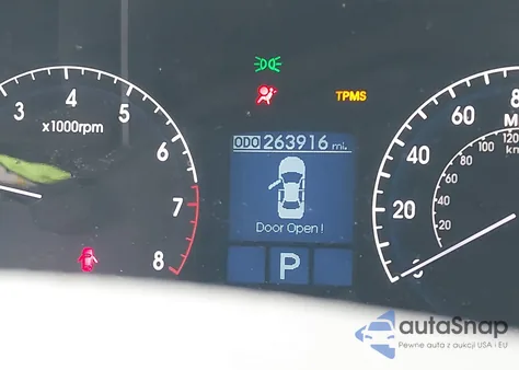 2009 Hyundai Genesis 3.8 z USA, uszkodzony, nr VIN KMHGC46E49U038669